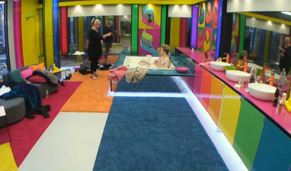 Kim Woodburn, Jedward