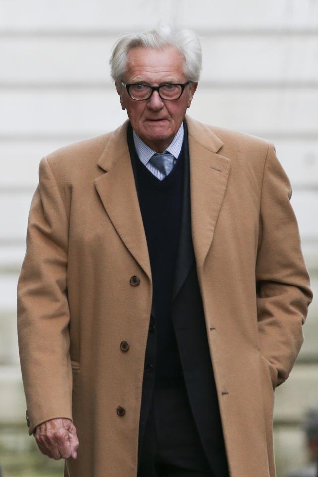  Lord Heseltine is prepared to vote against the Tory three-line whip