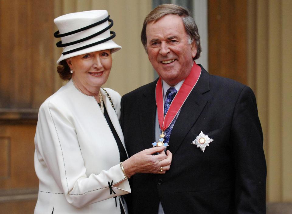  Sir Terry Wogan and his wife Helen