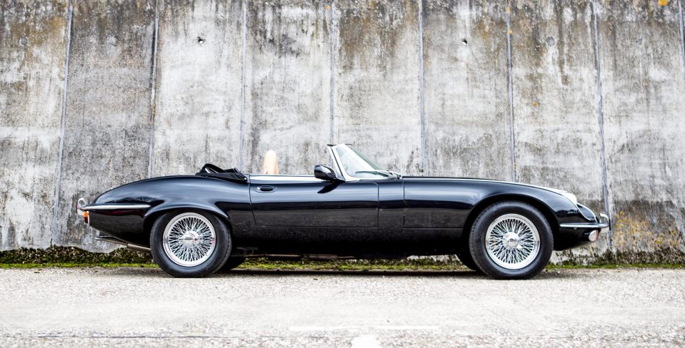  World renowned Jag specialists, Beacham Ltd fitted the classic car with a 2013 XKR 400bhp super-charged engine
