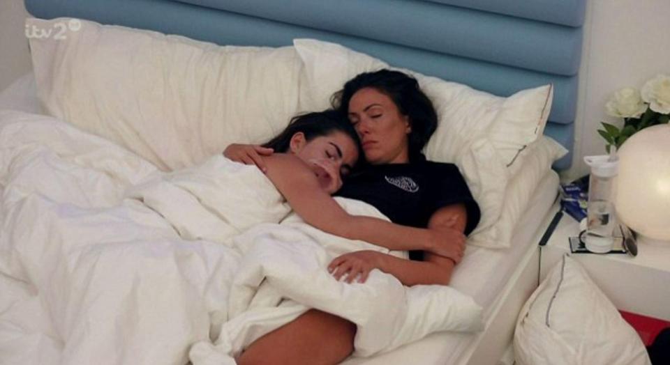 She also got close to Sophie Gradon - much to her boyfriends anger