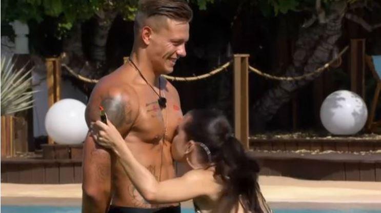 Katie and Adam Maxtead came fourth on the show last year 