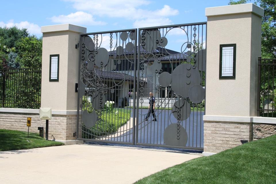 LeBrons LA property was targeted by vandals
