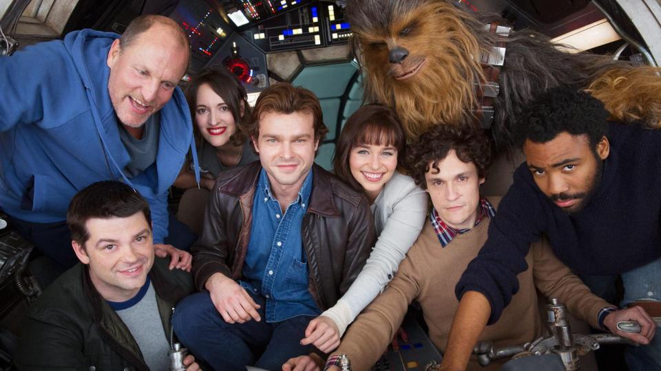  Emilia Clarke will star in the upcoming Han Solo origins movie