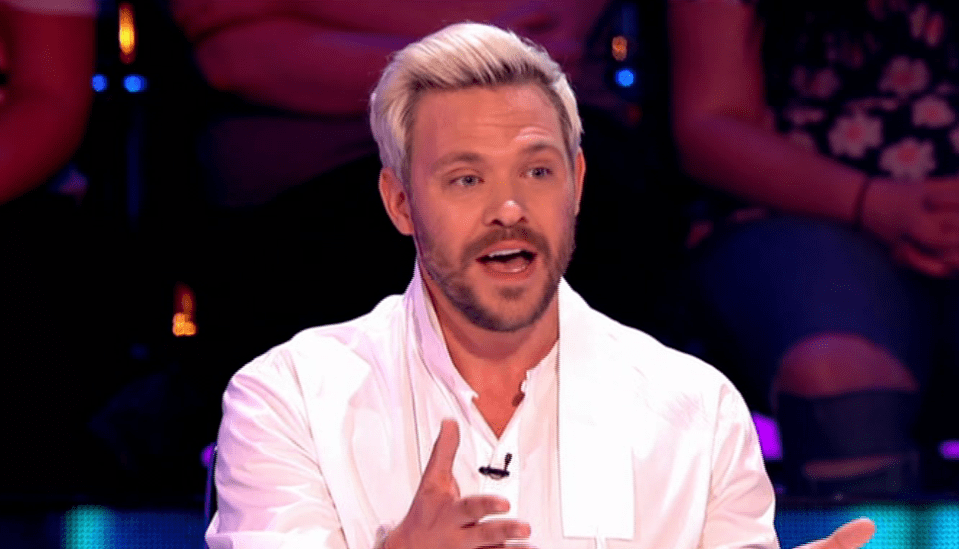  Pop Idol winner Will revealed the collar was too tight and took 10 minutes to do