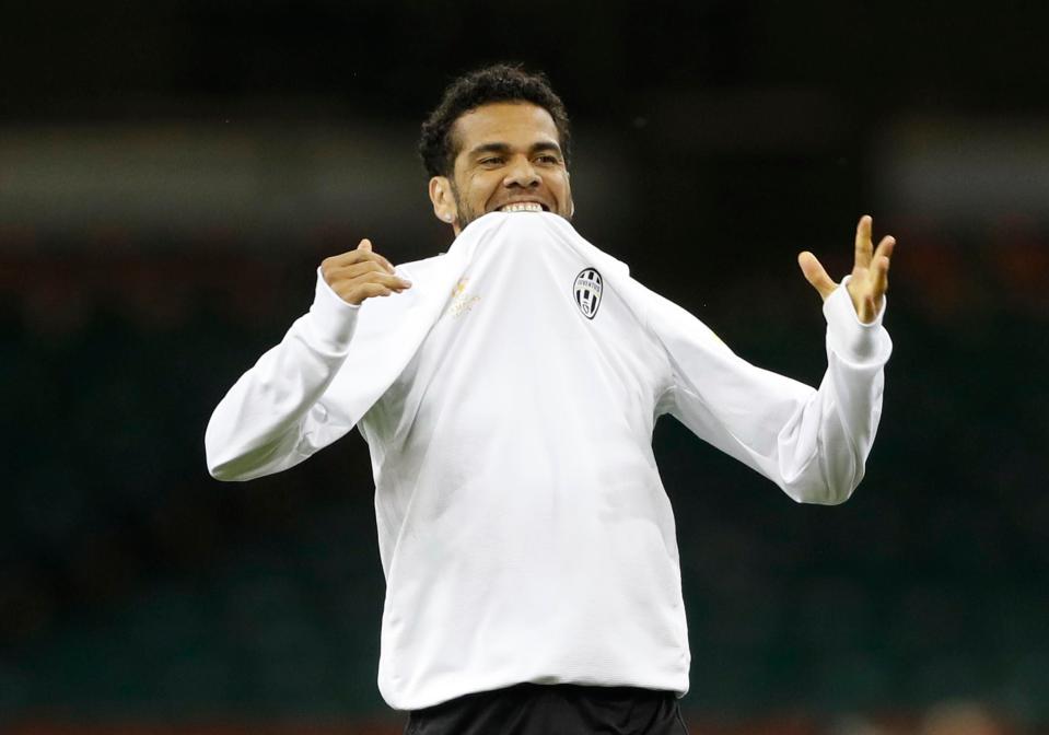 Dani Alves will earn a staggering £230,000 a week at Paris Saint-Germain 