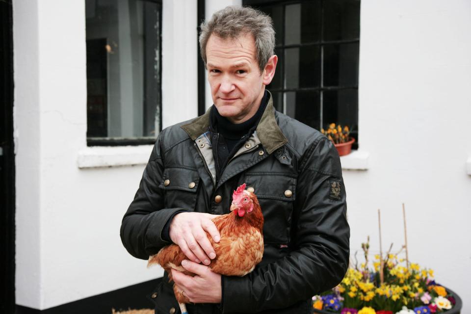  Alexander Armstrong hosts the show