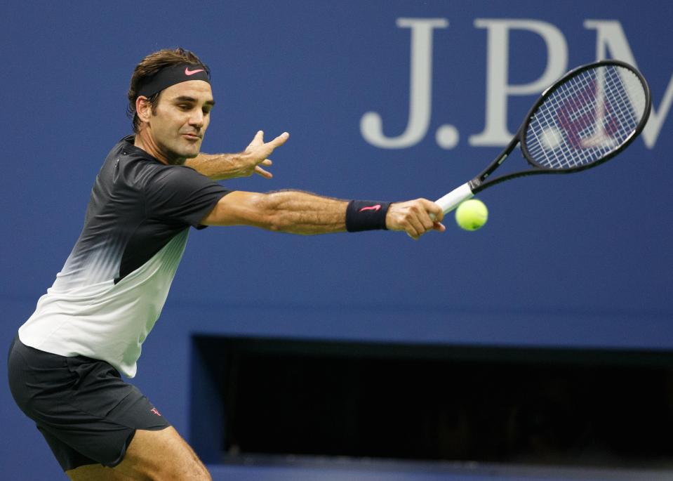  Roger Federer was well behind the pace set by Juan Martin Del Potro