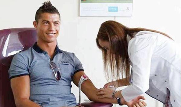  The Portuguese does not have any tattoos so he can donate blood more frequently