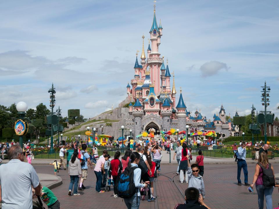  The former PM said he took his children to Disneyland while his wife was working in Paris