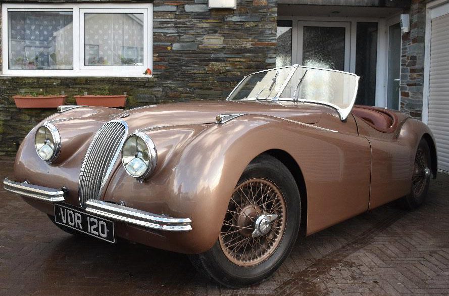  The classic 1951 XK120 Jaguar is set to sell for £100,000