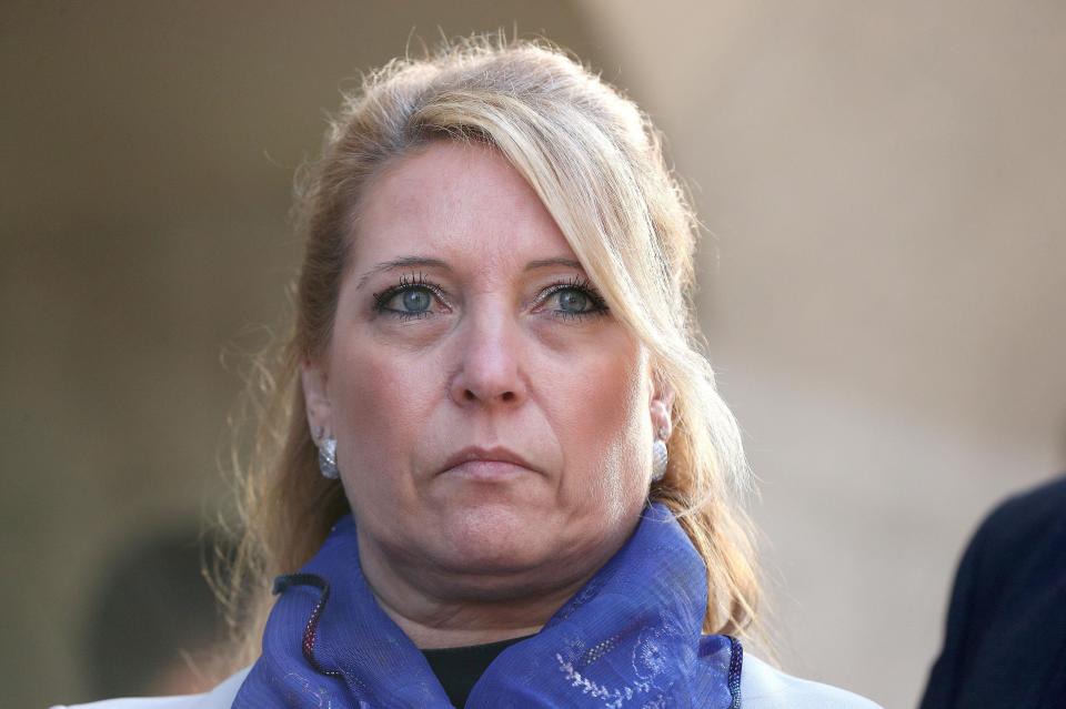  Denise Fergus' spokesman said Venables' apology was 'rubbing salt in the wound'