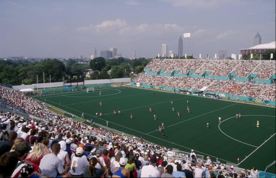 Some 15,000 fans crammed into Herndon Stadium to watch a hockey match at the 1996 Summer Olympics
