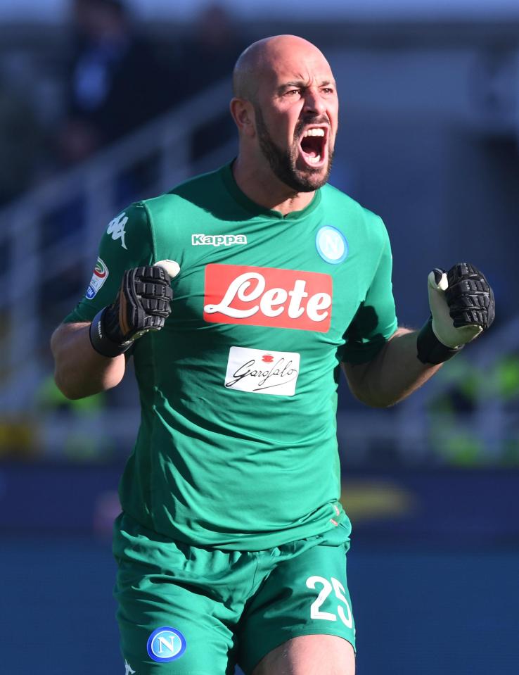 Pepe Reina underwent medical and will complete free transfer to AC Milan