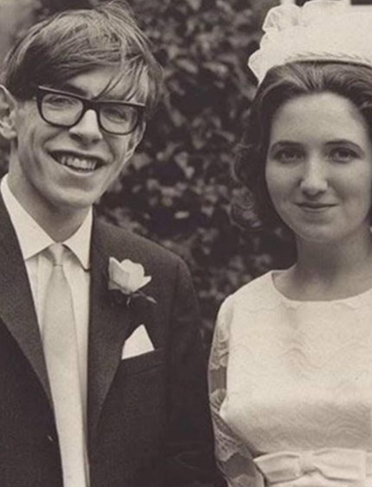  Stephen and Jane Hawking in 1977 at their wedding