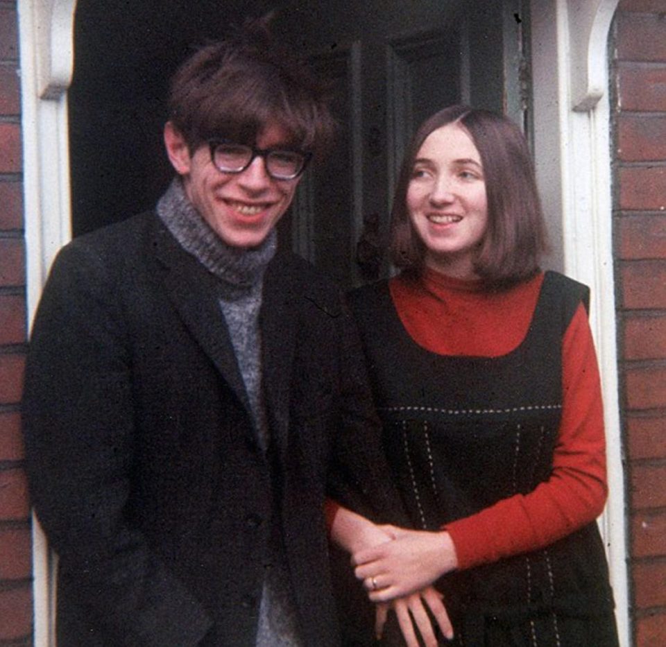  Stephen and Jane met each other while at university
