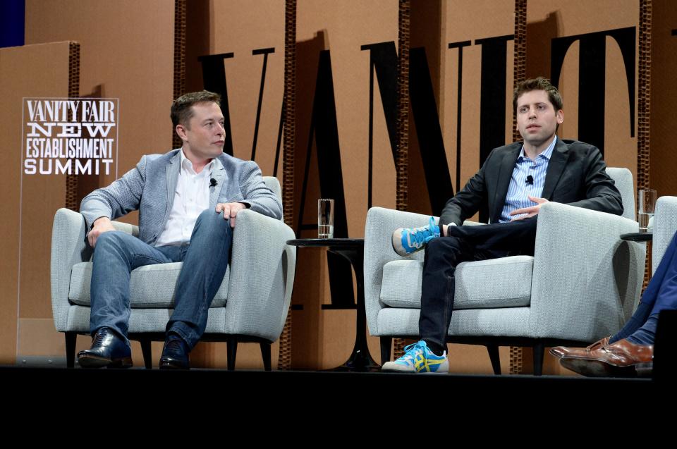 Elon Musk (L) and Sam Altman
