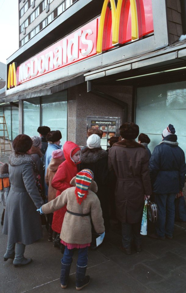  Crowds gather outside McDonald's in Moscow