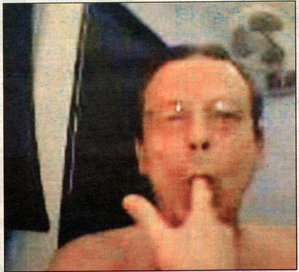  Leslie Grantham's webcam shame killed off his career