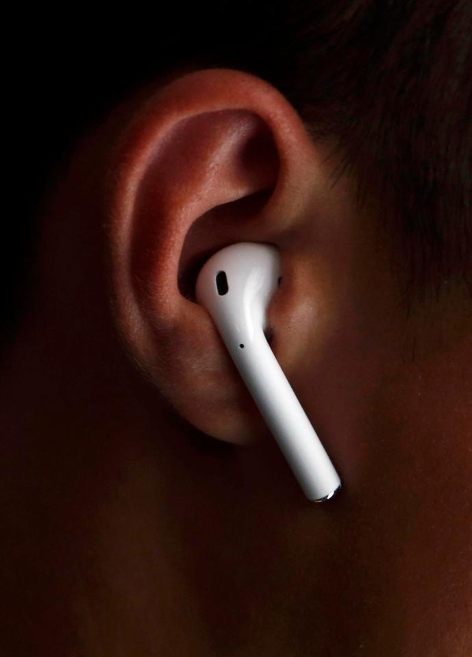 Apple AirPods 2