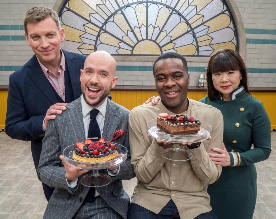 Bake Off: The Professionals: The chefs have just three minutes to transform their table