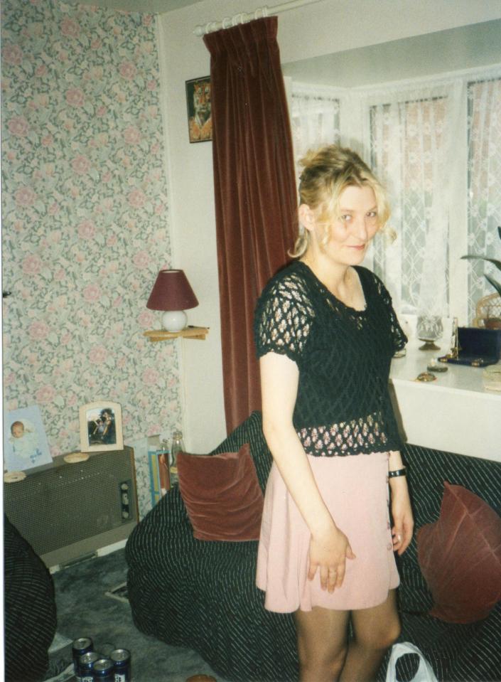  Dawn Sturgess gets ready for a night out in the 1990s with Andy Hope, who is the father of Dawn's two sons Aidan, 23, and Ewan, 19