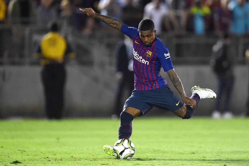  Malcom held his nerve with his side's fifth spot-kick