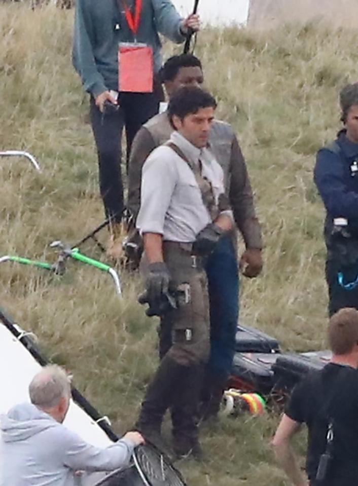  Daisy Ridley, Adam Driver, Kelly Marie Tran and Mark Hamill are all also returning alongside John and Oscar