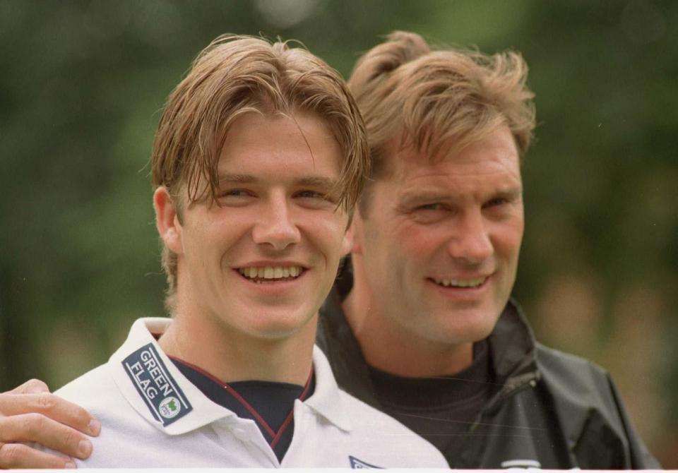 Hoddle poses with David Beckham in 1996