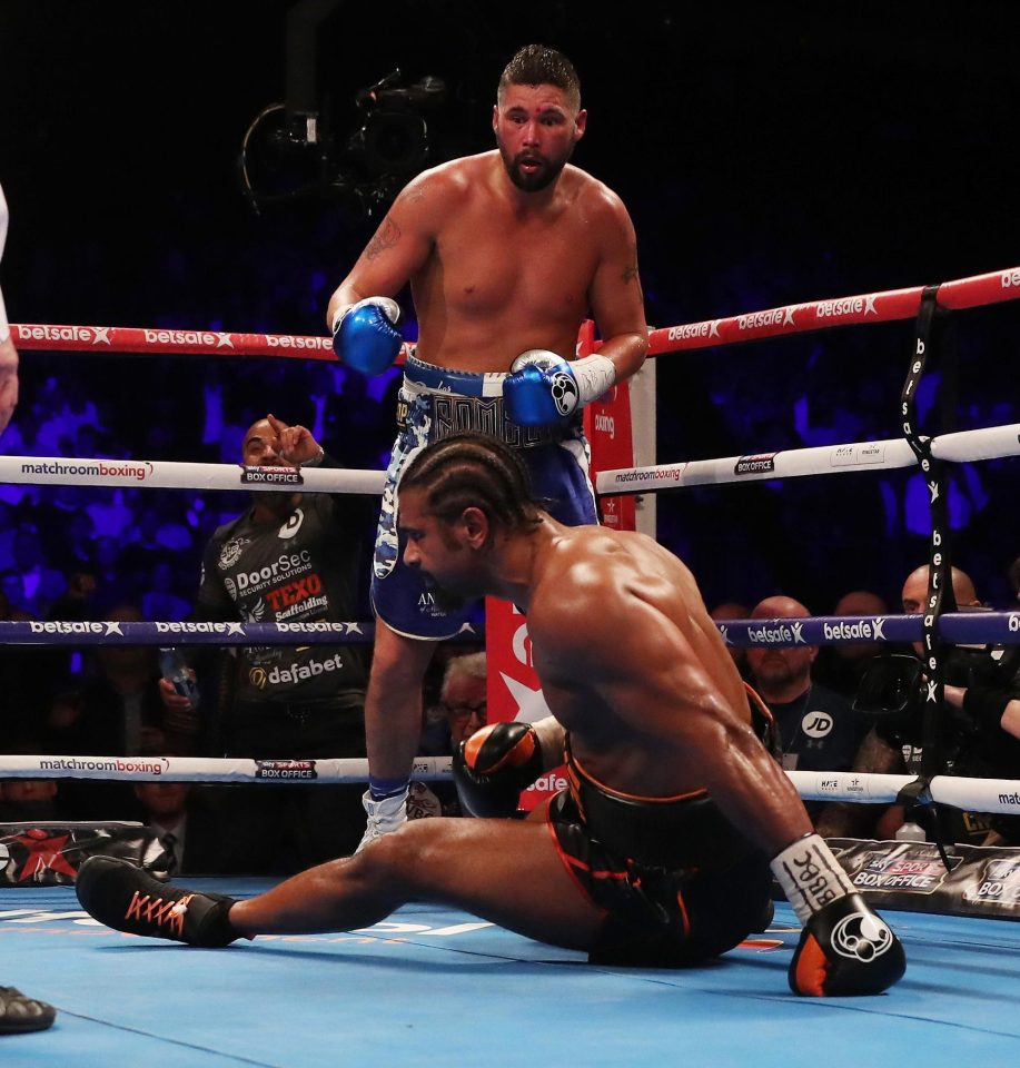  Haye struggled to hold his balance in the latter stages off the fight after his damaging injury