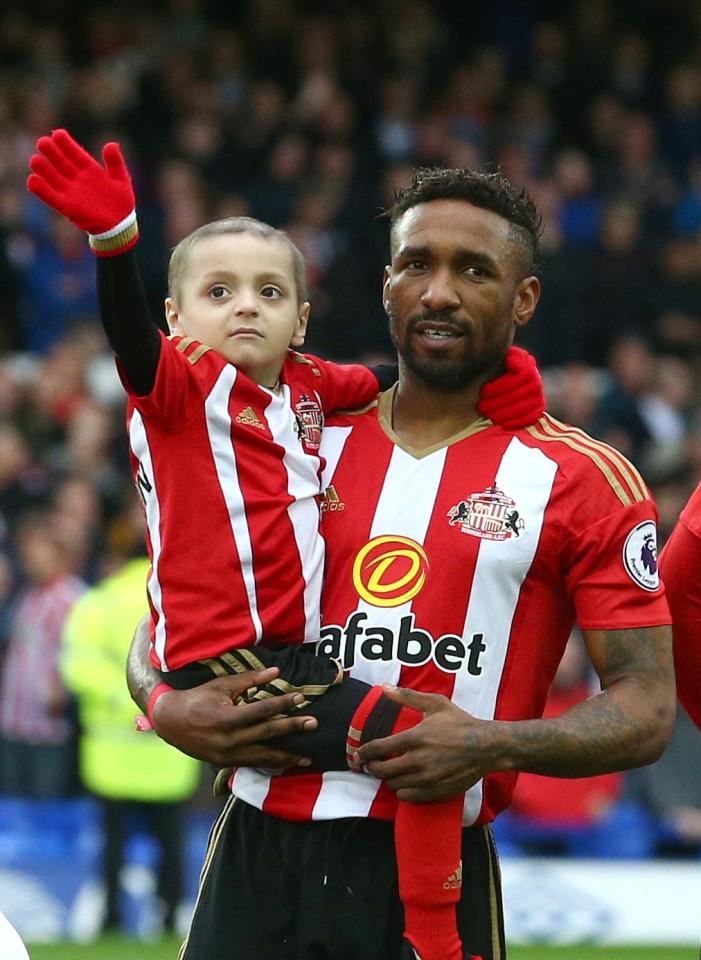  The two became close friends while Defoe played for Sunderland