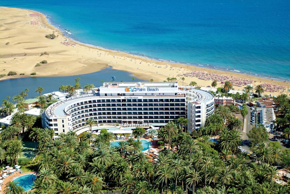  The Seaside hotel is right by a glorious beach that is perfect for water sports