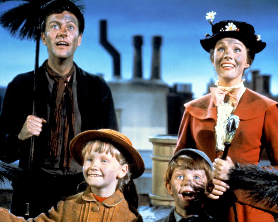  On set Andrews shocked child actors Karen Dotrice and Matthew Garber with her swearing
