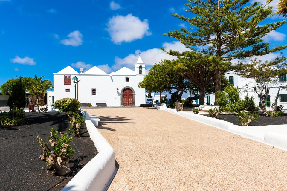 The Canary Islands boast year-round warm weather and are just a short flight from the UK - a great value choice for your 2020 wedding 