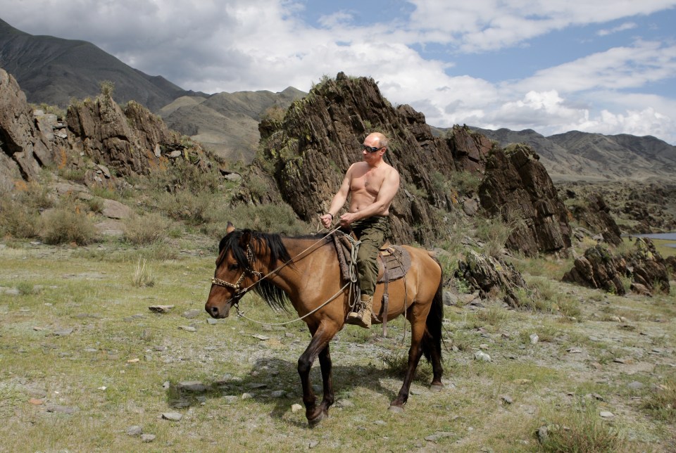  Putin presents himself as a master of nature with his horseback snaps