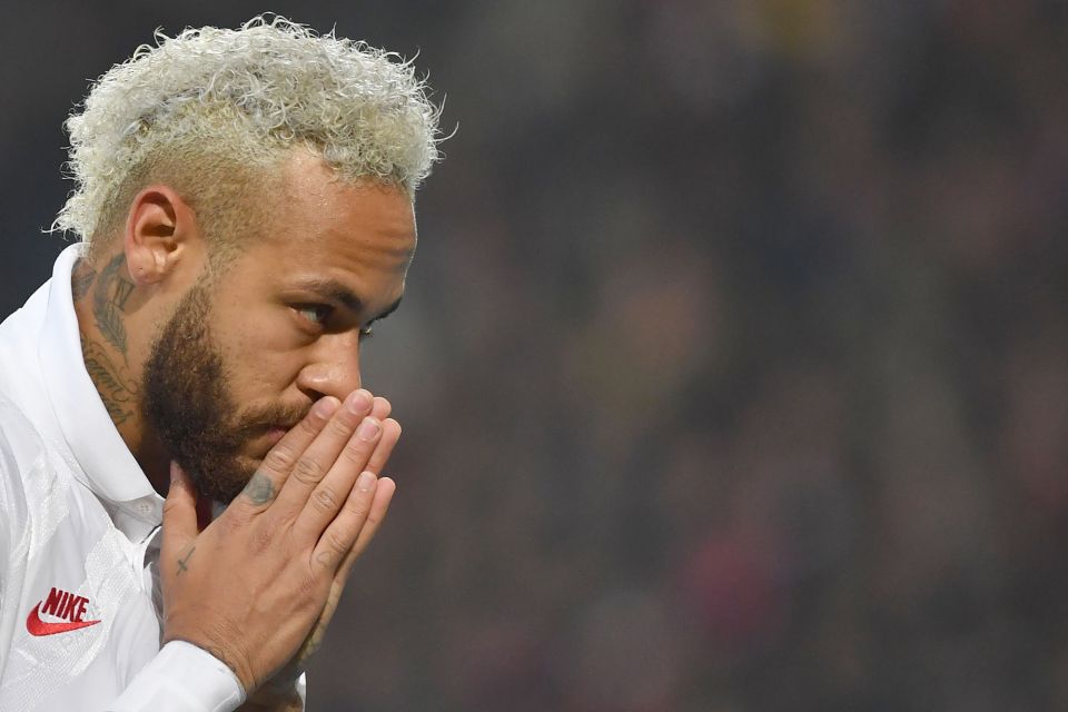  Neymar was in a sombre move after Kobe's death