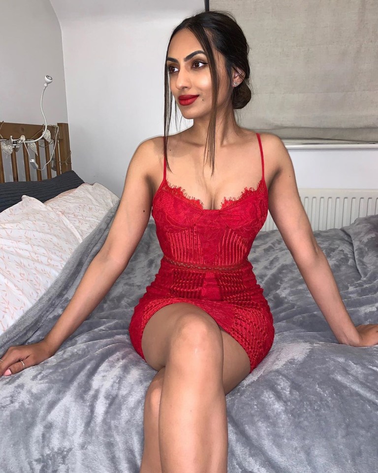  Nikita has a modelling contract with Boux Avenue