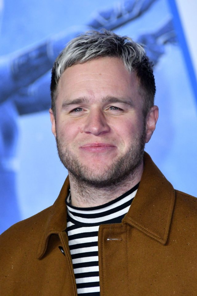 Olly Murs shared a clip of him honking an air horn into his girlfriends ear