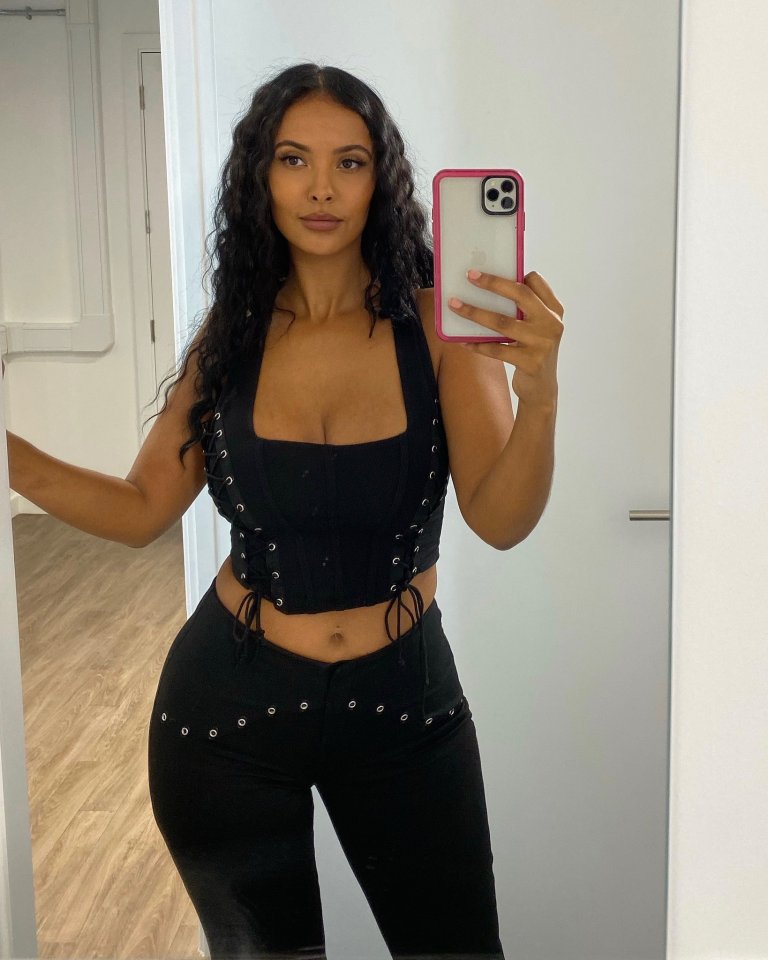 Maya Jama complained about this mirror selfie on Instagram