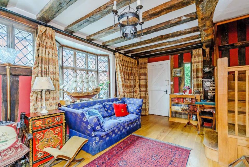 Two guests can stay in part of the house, which is now a bed & breakfast