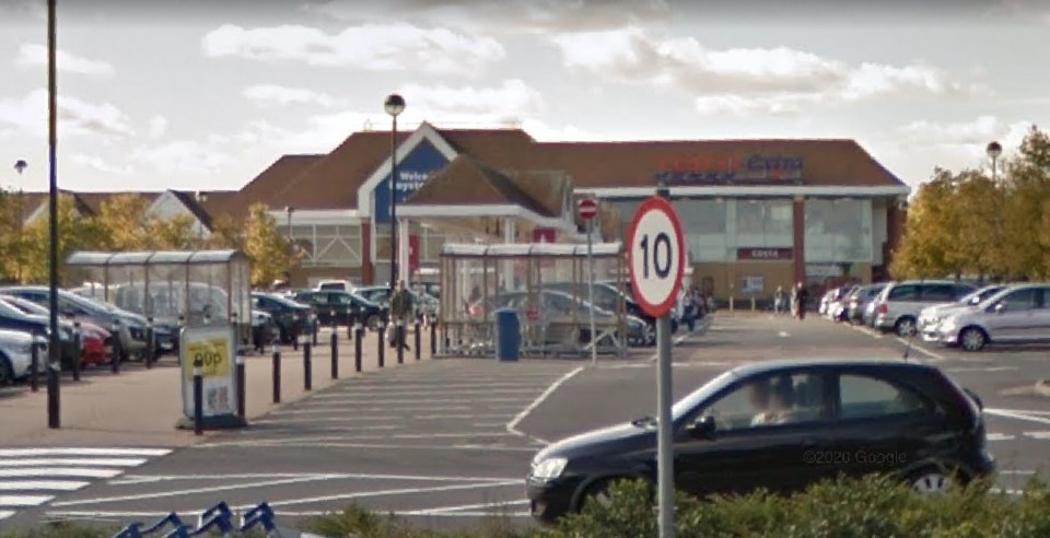 Shoppers were left puzzled as their key fobs mysteriously stopped working in a Tesco car park