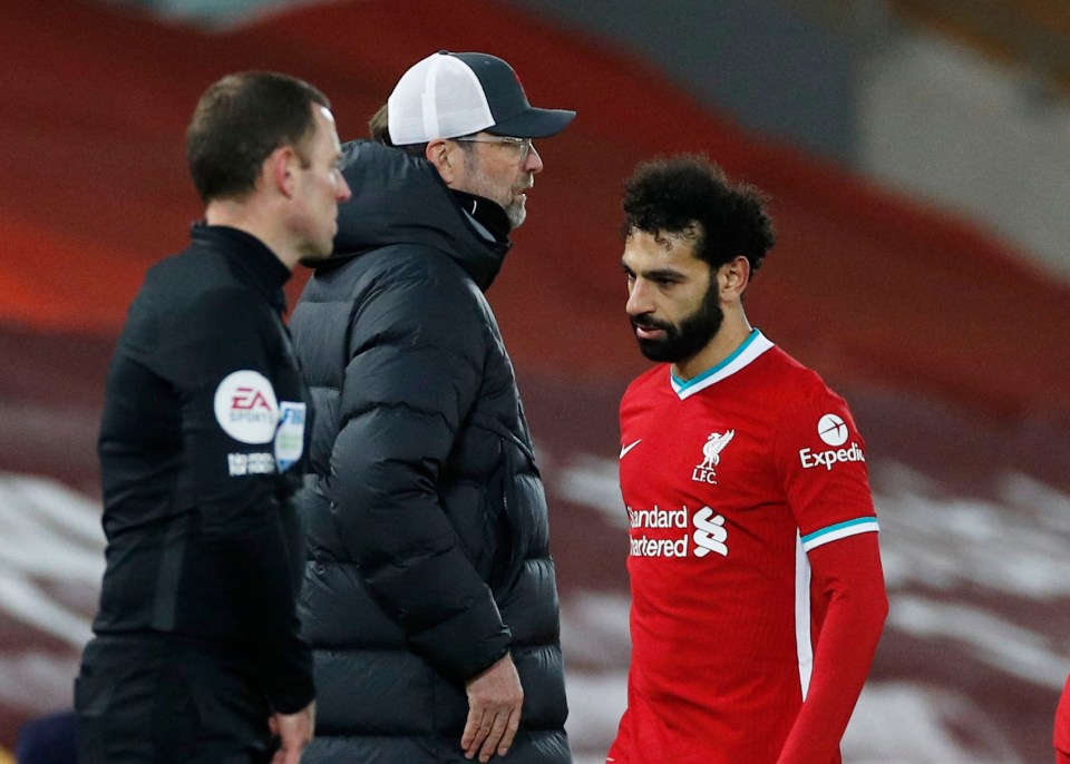 Mo Salah was unimpressed after being hooked by Jurgen Klopp against Chelsea