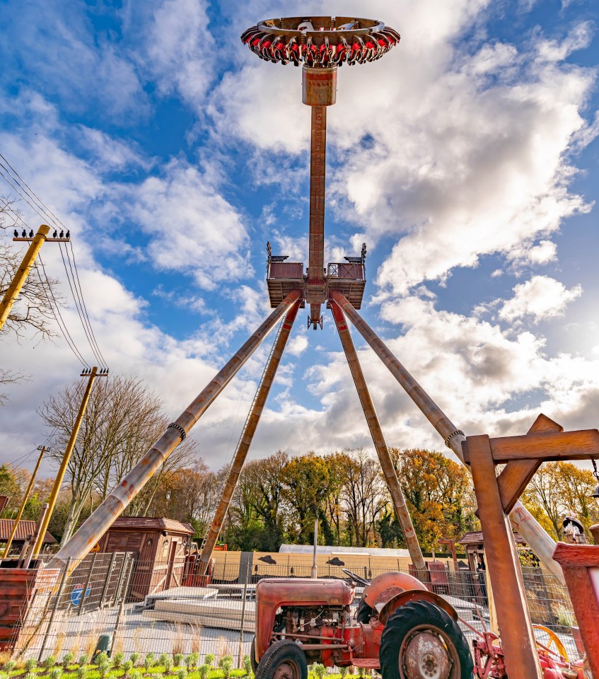 The Cyclonator will be a Gyro Swing pendulum ride