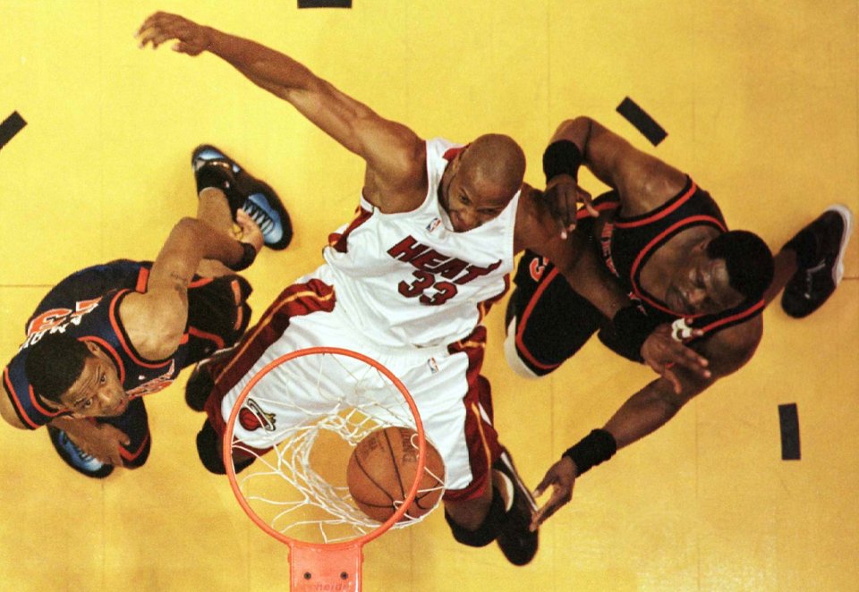 Camby (left), considered one of the greatest defenders of his generation, during his first stint with the New York Knicks