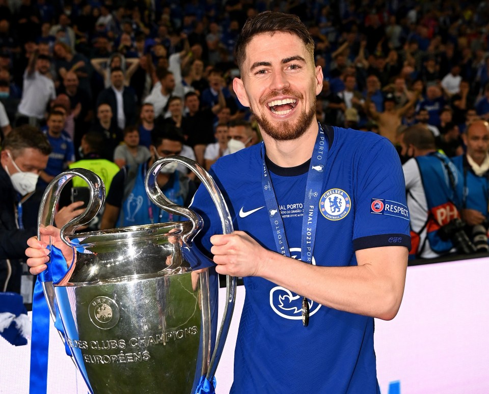 Blues fans are finally starting to love Jorginho