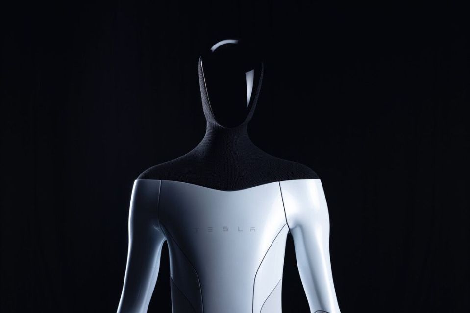 Tesla is creating a humanoid robot powered by AI