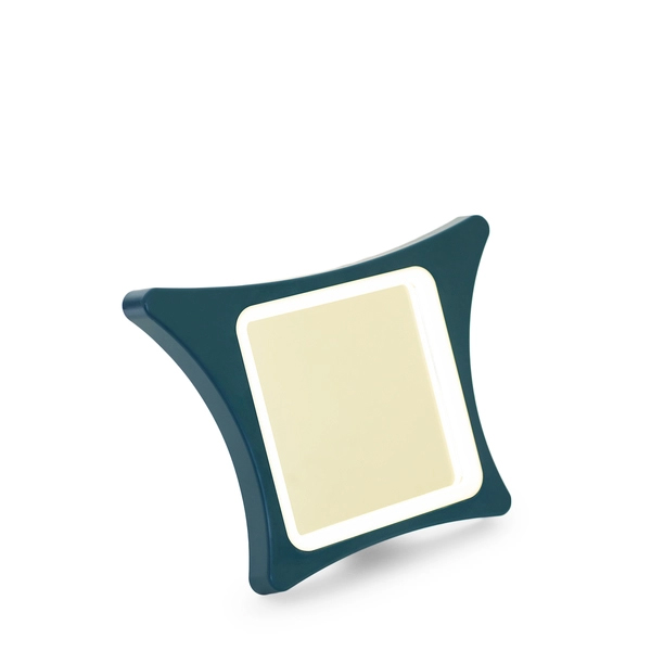 The businesswoman's between the legs looking glass is shatterproof and comes with an LED light
