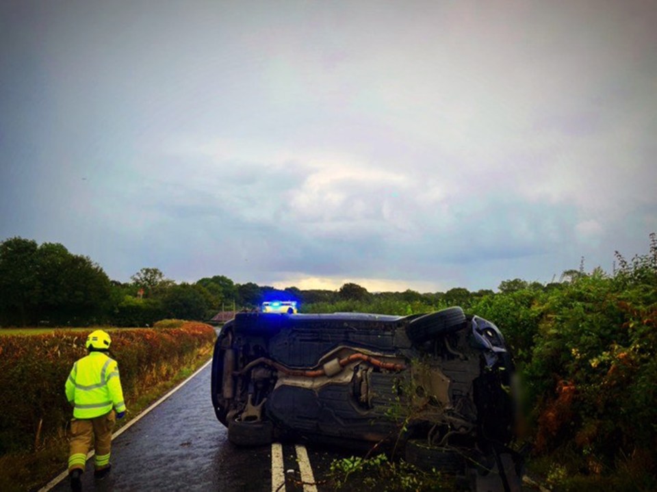 A dramatic new photo from Katie Price's early hours car crash