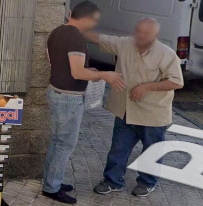 Police were able to identify to the former Italian mafia member by a distinctive scar on his chain