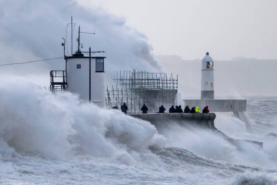 The Met Office has issued a rare red weather warning for parts of South Wales with winds exceeding 90mph expected